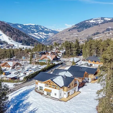 Les Ciases Dolomites 2 Apartment